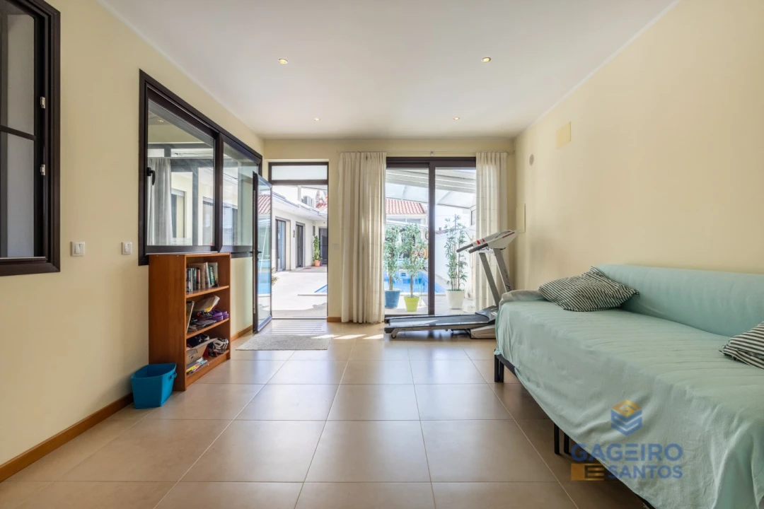 Moradia T4 para Venda em São Martinho do Porto Foto 45