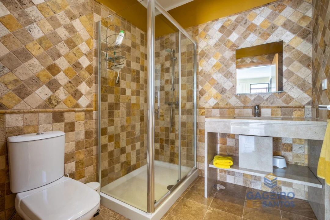 Moradia T4 para Venda em São Martinho do Porto Foto 46