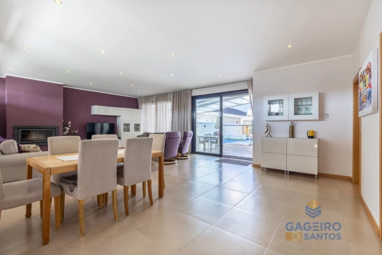 Moradia T4 para Venda em São Martinho do Porto Foto 14