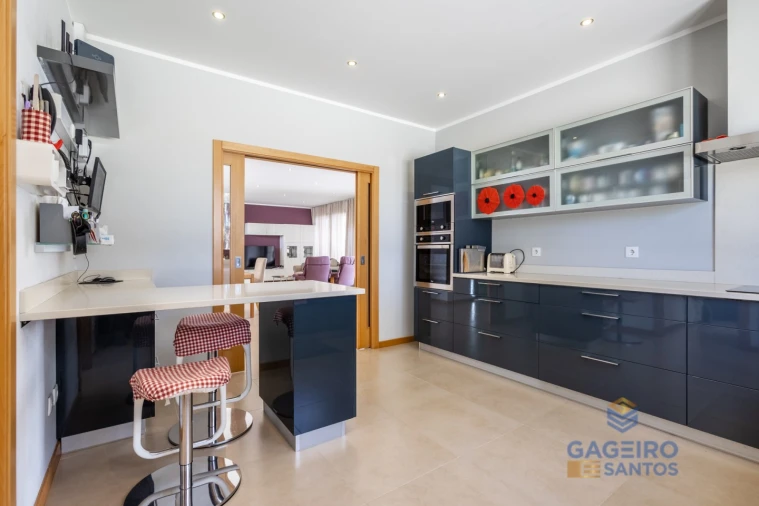 Moradia T4 para Venda em São Martinho do Porto Foto 21