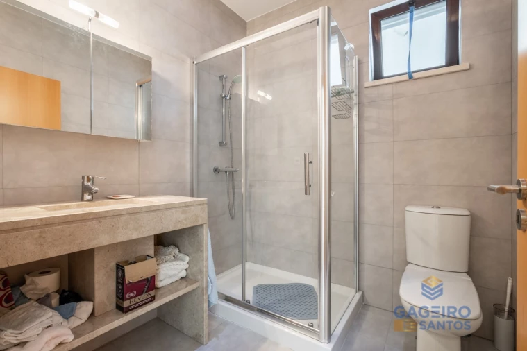 Moradia T4 para Venda em São Martinho do Porto Foto 27