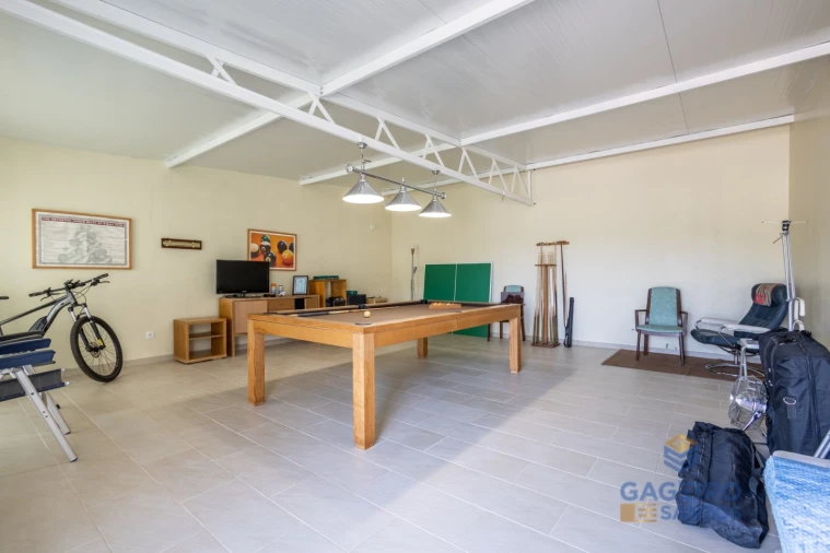 Moradia T4 para Venda em São Martinho do Porto Foto 47