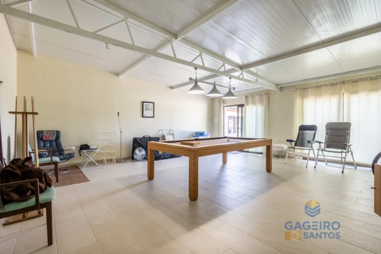 Moradia T4 para Venda em São Martinho do Porto Foto 48