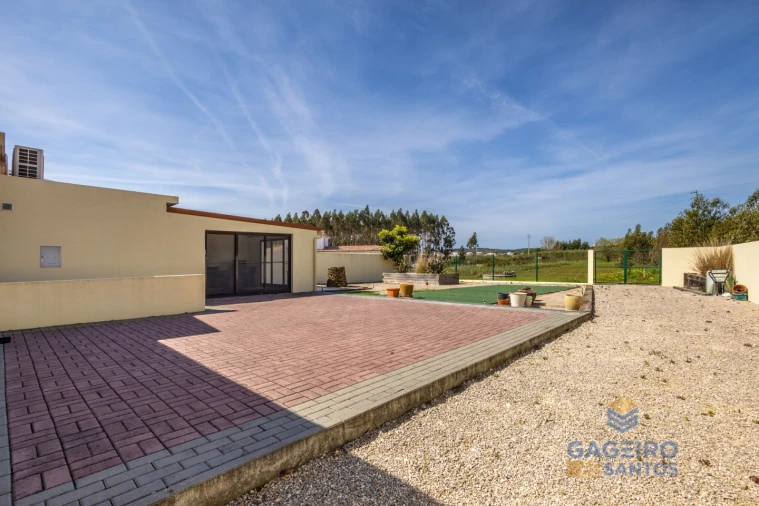 Moradia T4 para Venda em São Martinho do Porto Foto 54