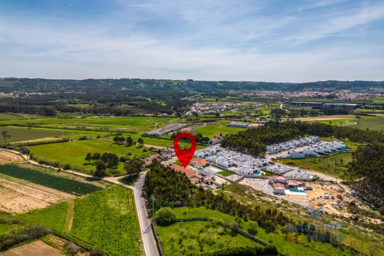 Moradia T4 para Venda em São Martinho do Porto Foto 68