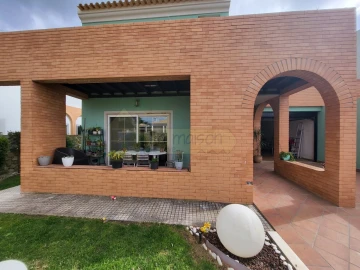 Moradia T4 para Venda em Almancil