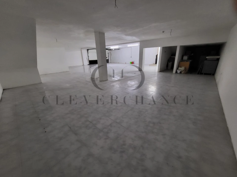 Loja para Venda em Cidade da Maia Foto 12