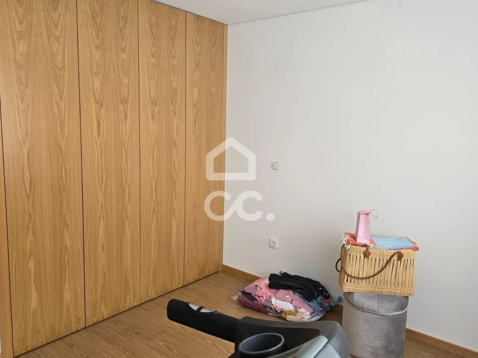 Apartamento T3 para Venda em Selho (São Jorge) Foto 11