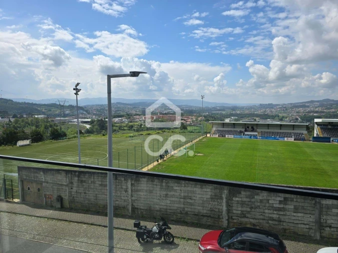 Apartamento T3 para Venda em Selho (São Jorge) Foto 22