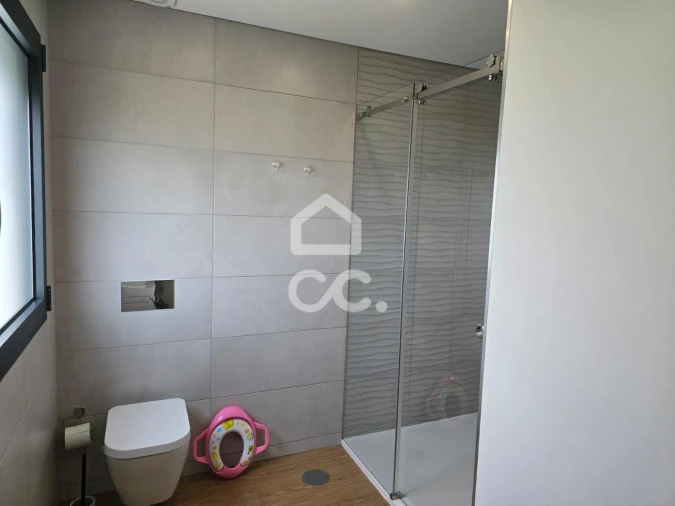 Apartamento T3 para Venda em Selho (São Jorge) Foto 17