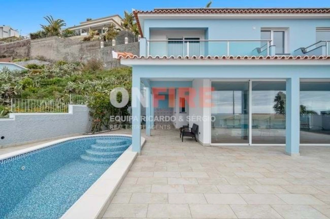 Moradia para Venda em Caniço Foto 37