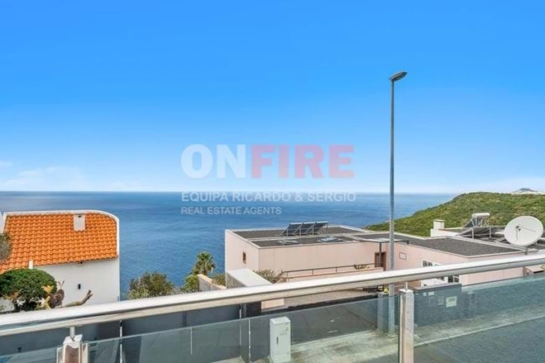 Moradia para Venda em Caniço Foto 40