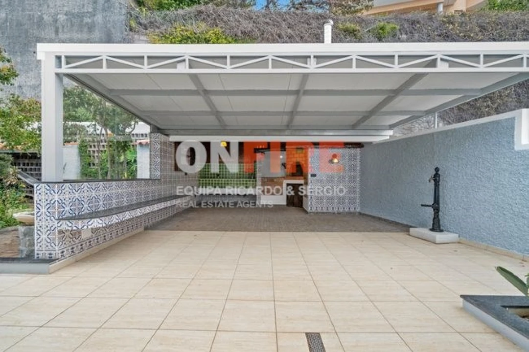 Moradia para Venda em Caniço Foto 41