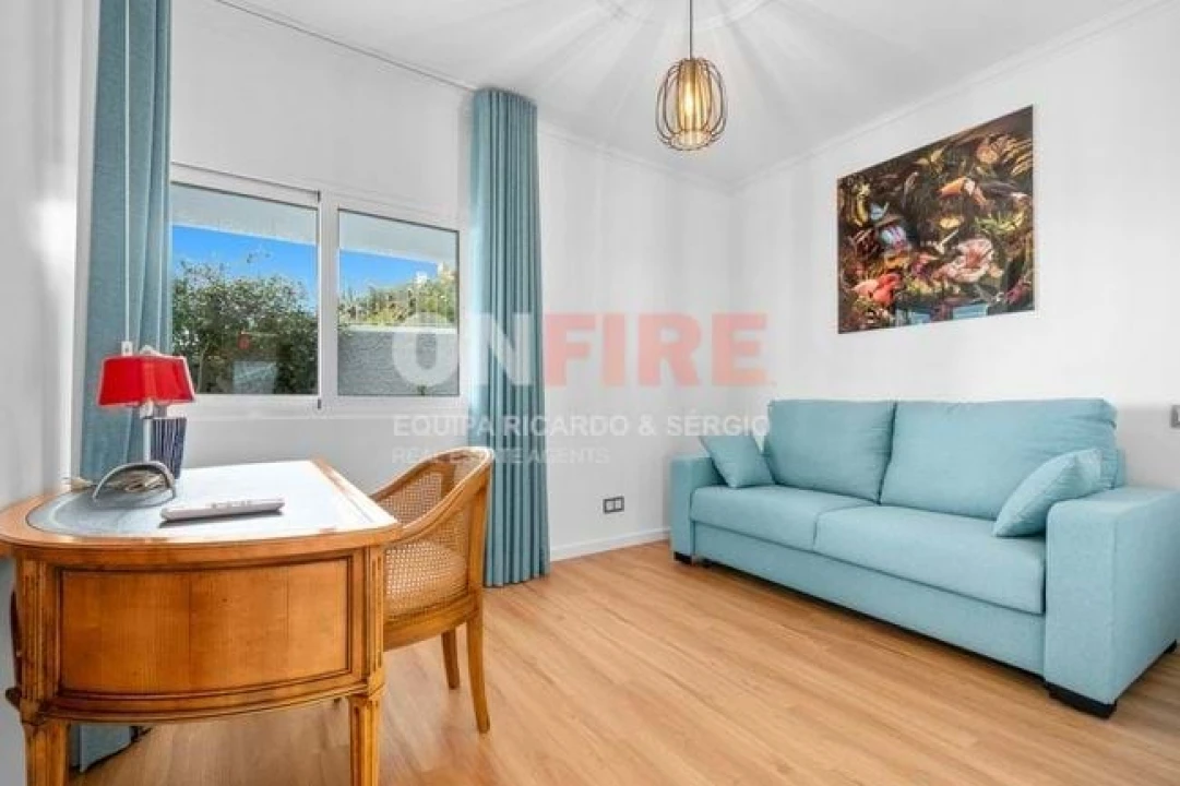 Moradia para Venda em Caniço Foto 12