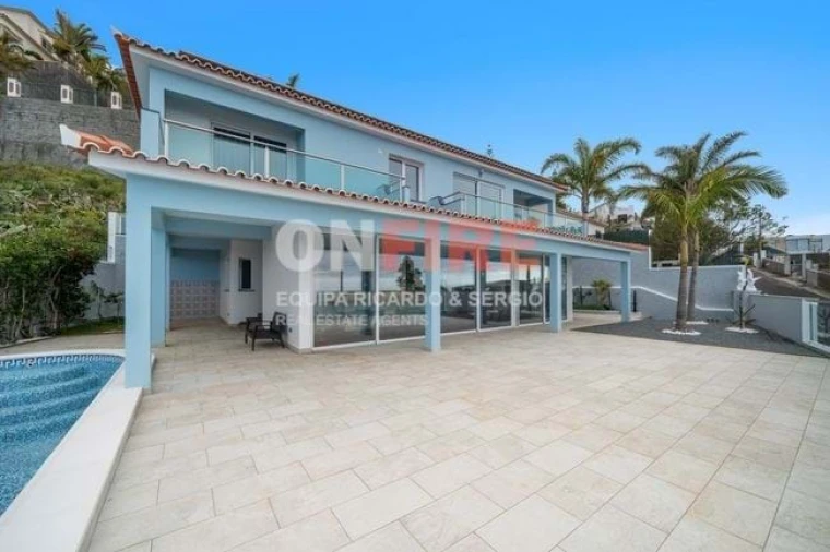 Moradia para Venda em Caniço Foto 36