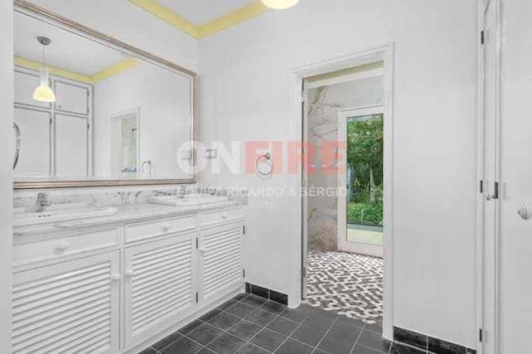 Moradia para Venda em Caniço Foto 25