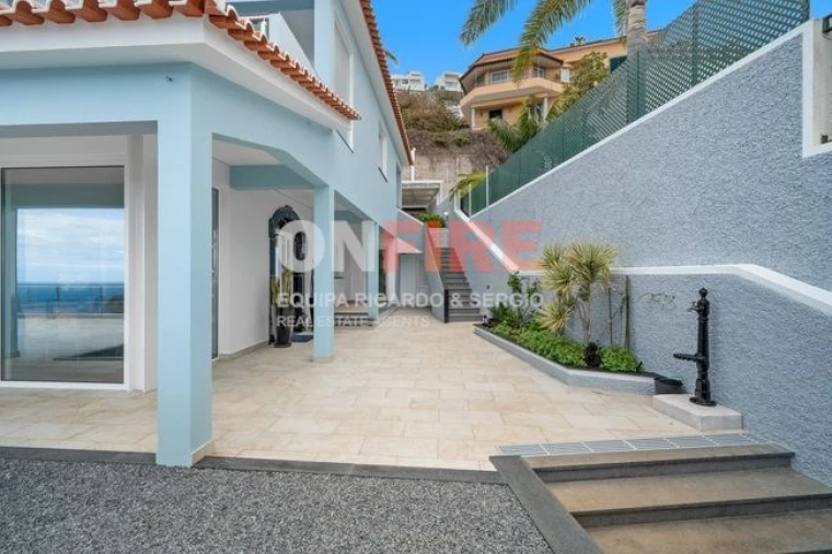 Moradia para Venda em Caniço Foto 34