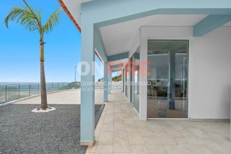 Moradia para Venda em Caniço Foto 35