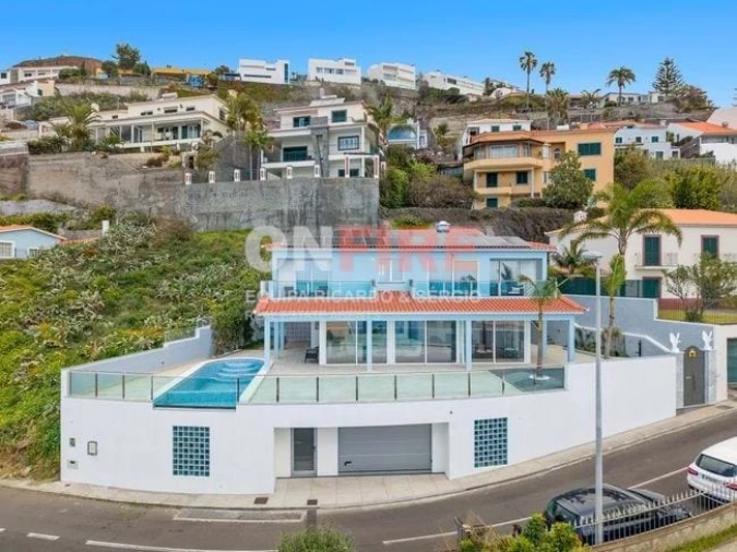 Moradia para Venda em Caniço