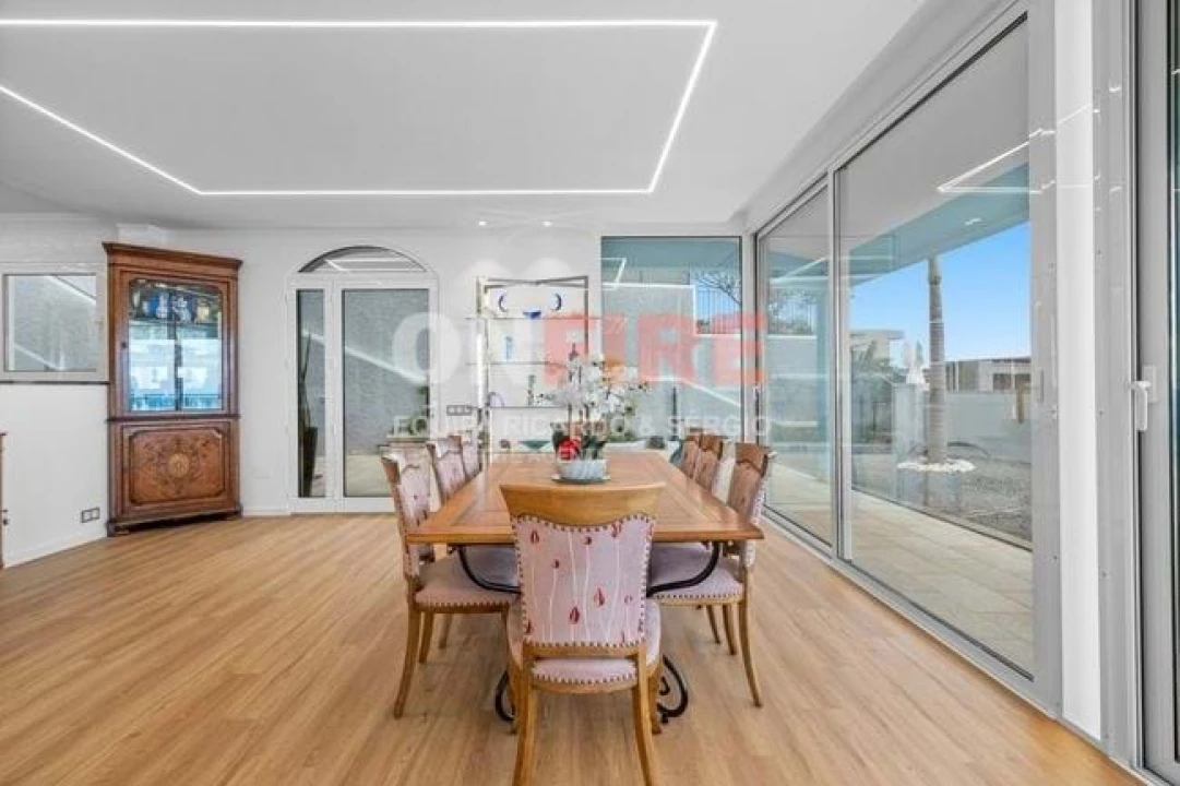 Moradia para Venda em Caniço Foto 8