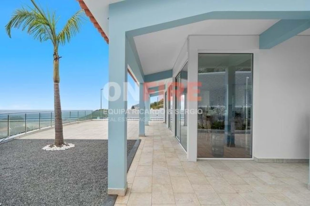 Moradia para Venda em Caniço Foto 35