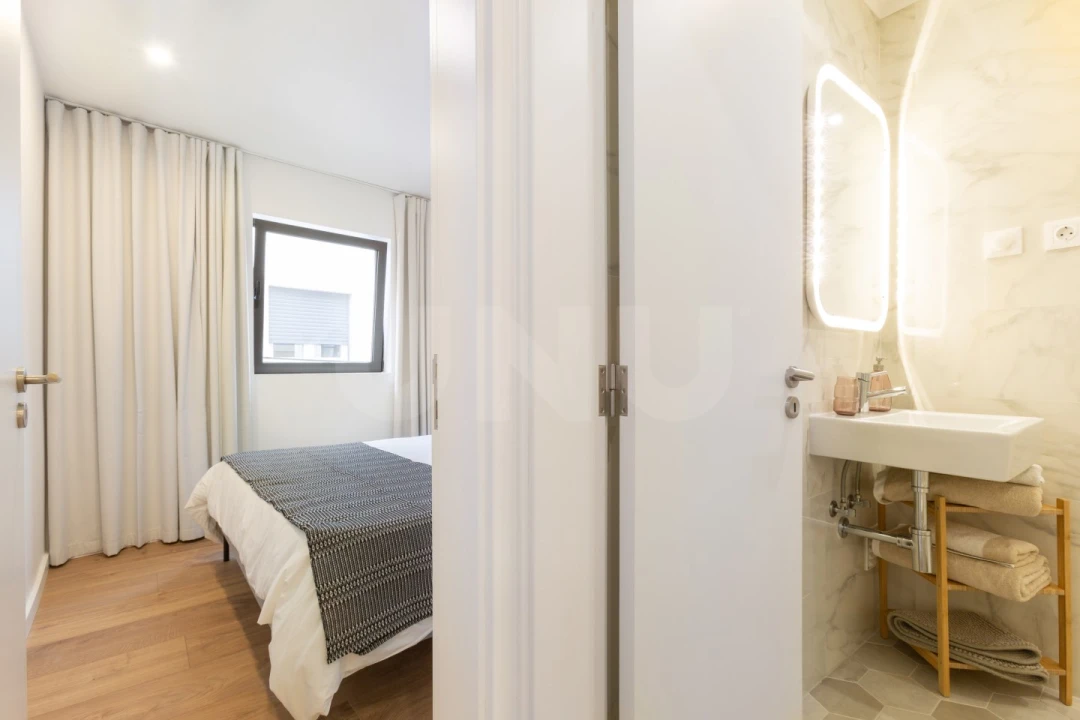 Moradia T5 para Venda em São Martinho do Porto Foto 54