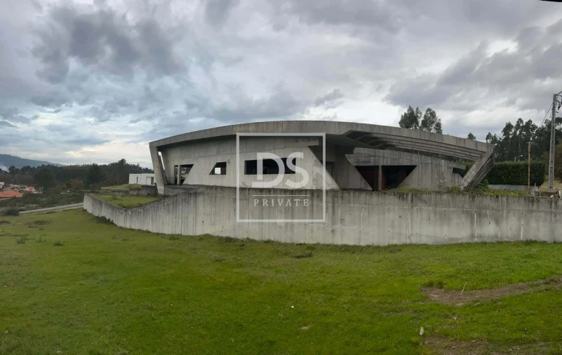 Moradia T3 para Venda em Fornelos Foto 8