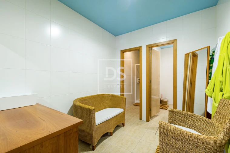 Moradia T7 para Venda em Santa Lucrécia de Algeriz e Navarra Foto 31