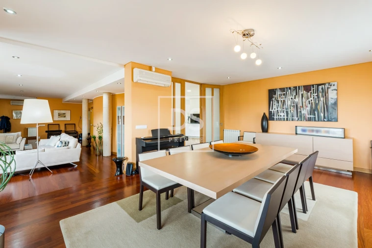 Moradia T7 para Venda em Santa Lucrécia de Algeriz e Navarra Foto 8