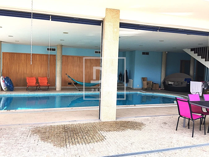 Moradia T7 para Venda em Santa Lucrécia de Algeriz e Navarra Foto 37