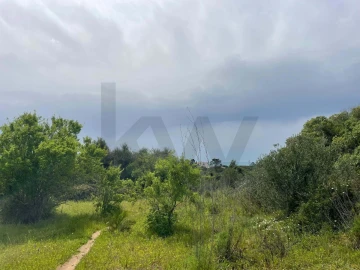 Terreno para Venda em Lagos (São Sebastião e Santa Maria)