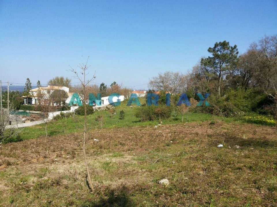 Terreno para Venda em Arrabal Foto 2
