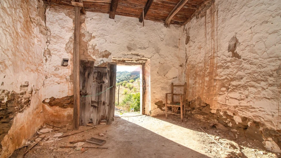 Moradia T0 para Venda em Alcoutim e Pereiro Foto 4