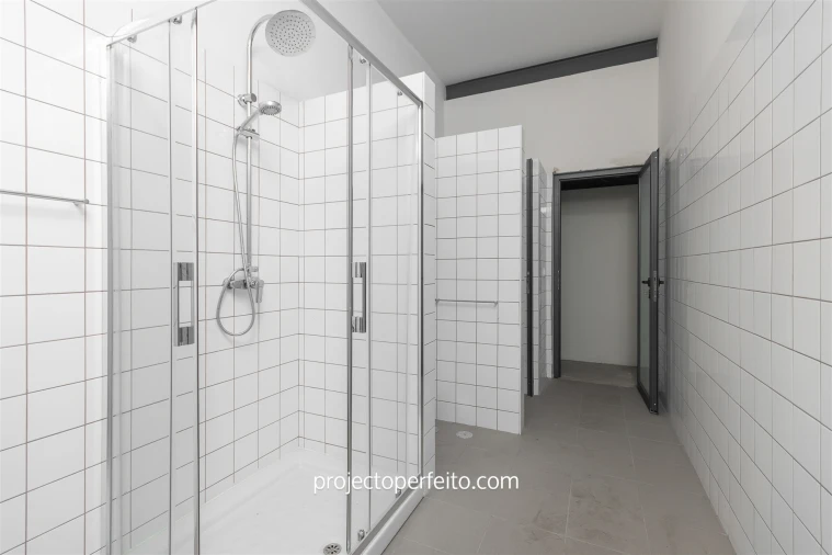 Armazém para Venda em Grijó e Sermonde Foto 8