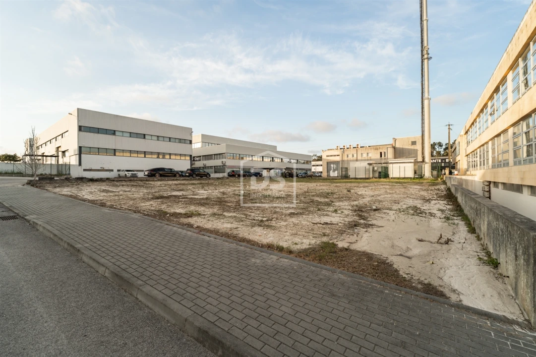 Terreno Comércio / Armazém para Venda em Marinha Grande Foto 10
