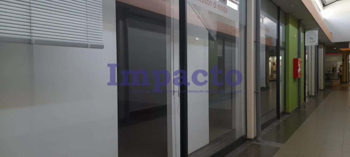 Loja para Venda em Albergaria-A-Velha e Valmaior Foto 15