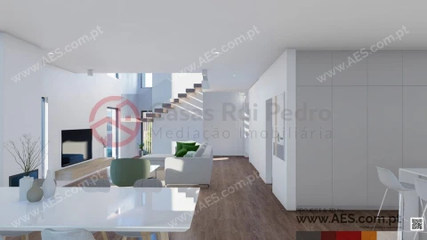 Moradia T4 para Venda em Fernao Ferro