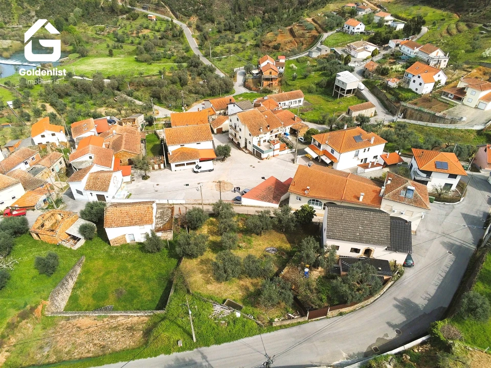 Terreno para Venda em Janeiro de Baixo Foto 10