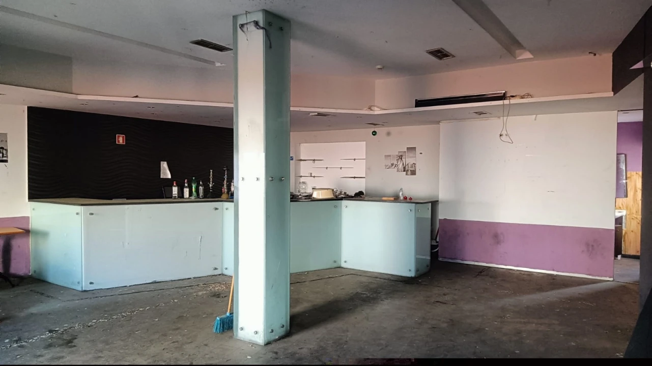 Negócio para Venda em Vila Nova de Tazem Foto 8