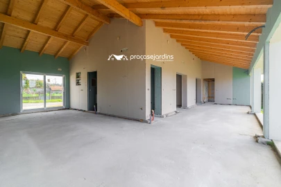 Moradia T3 para Venda em Coimbrão
