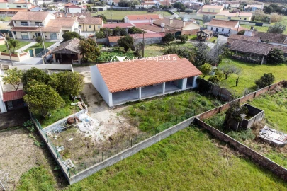 Moradia T3 para Venda em Coimbrão