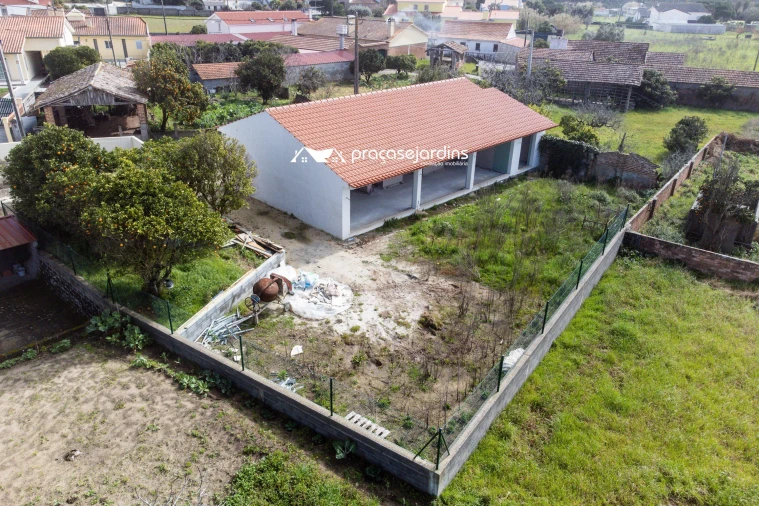 Moradia T3 para Venda em Coimbrão Foto 16