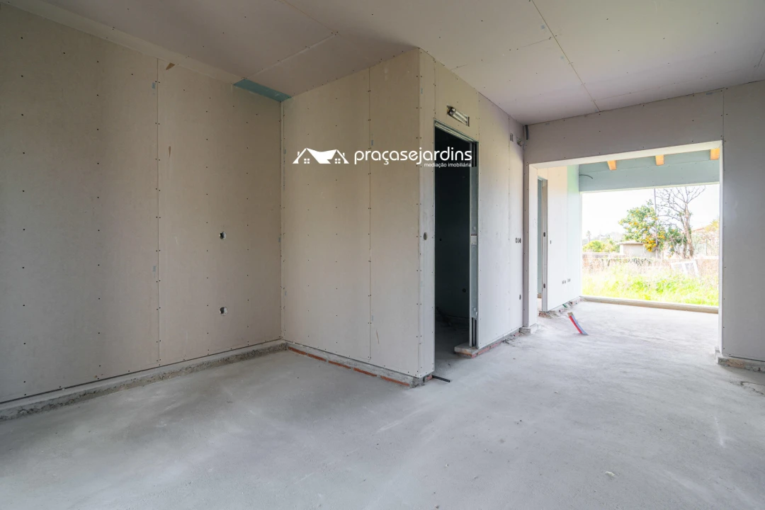 Moradia T3 para Venda em Coimbrão Foto 13