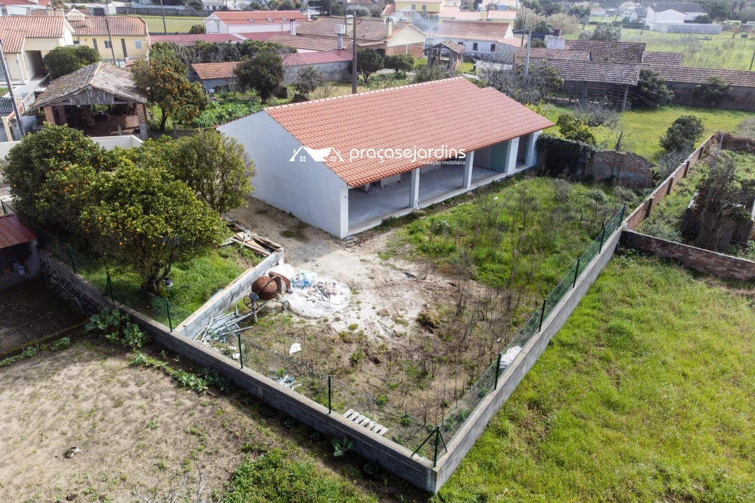 Moradia T3 para Venda em Coimbrão Foto 16