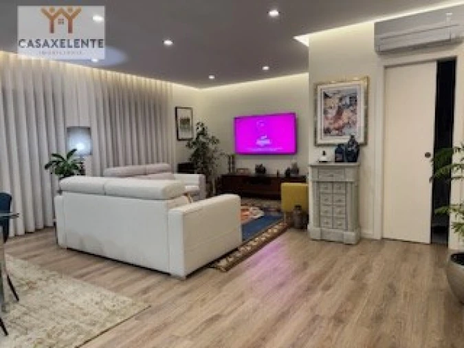 Apartamento T2 para Venda em Odivelas Foto 6