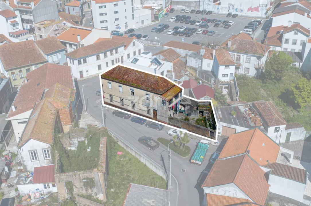Moradia T4 para Venda em Ovar, São João, Arada e São Vicente de Pereira Jusã Foto 2