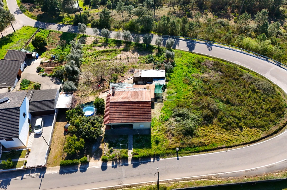 Moradia T4 para Venda em Almalagues Foto 24