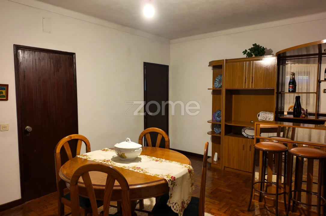 Moradia T4 para Venda em Almalagues Foto 13