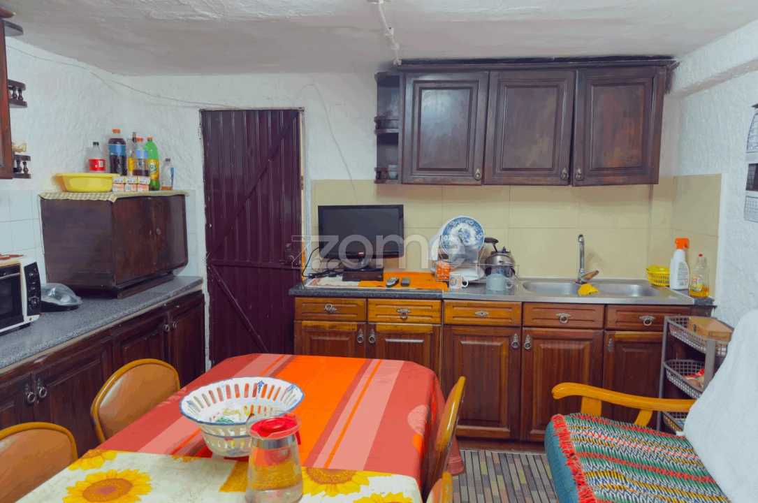 Moradia T4 para Venda em Almalagues Foto 36