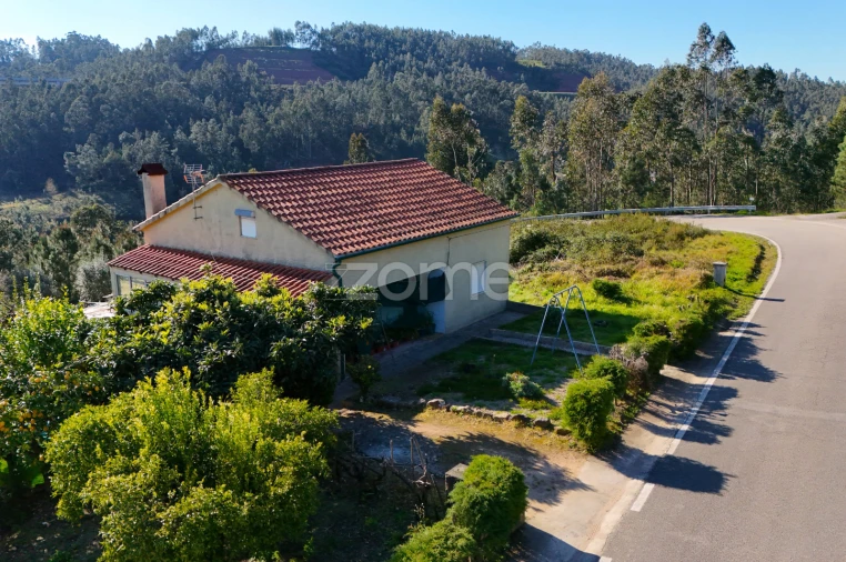 Moradia T4 para Venda em Almalagues Foto 22